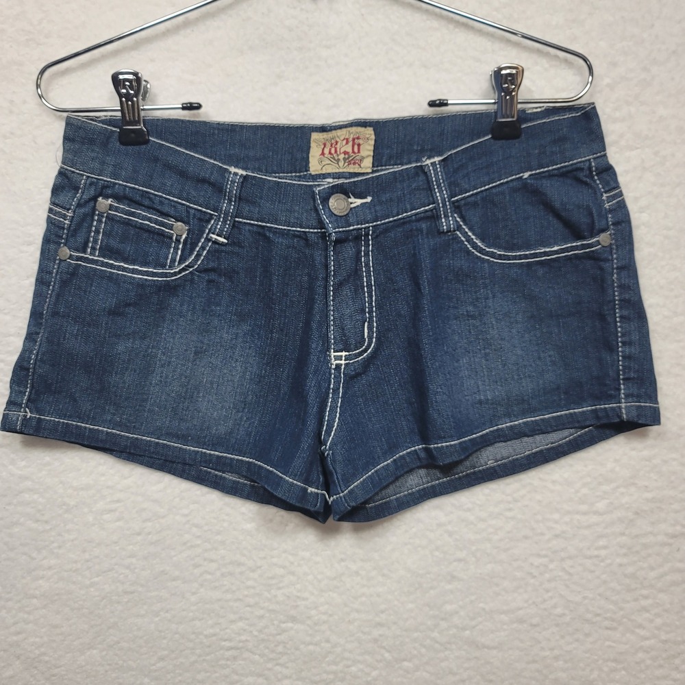 1826 Denim Shorts Dark Wash White Stitch Accents Pockets
